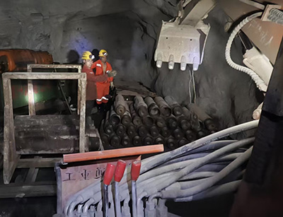 天井鉆機鉆頭裝卸步驟及注意事項 天井鉆機鉆頭裝卸步驟及注意事項